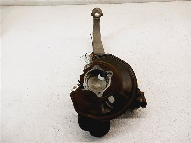 F/L SPINDLE KNUCKLE W/O HUB