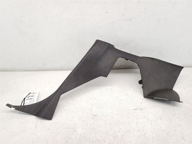 R/R QUARTER PANEL TRIM- BLACK(G)
