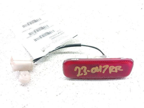 R/R SIDE REFLECTOR