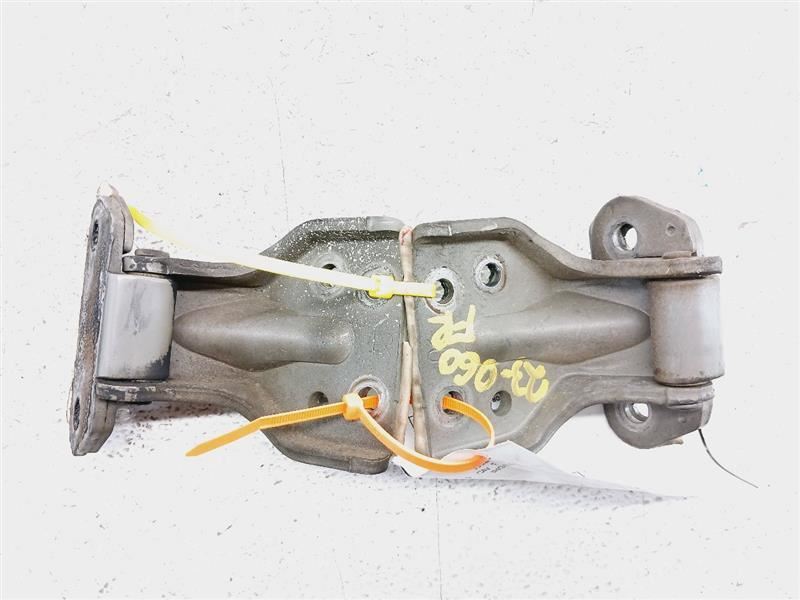 F/R UPPER AND LOWER DOOR HINGES