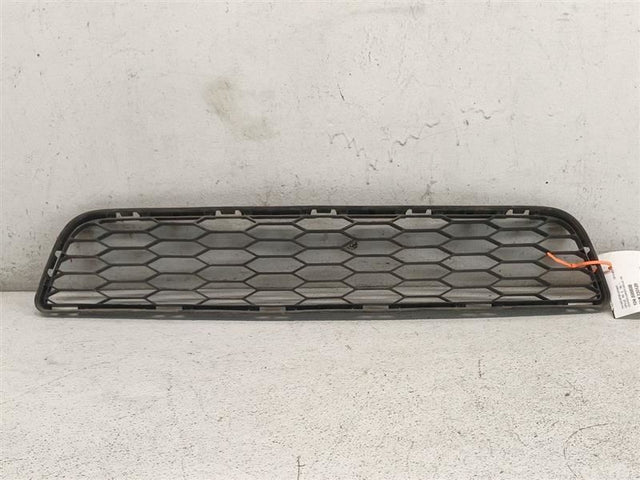 CENTER LOWER GRILLE- SR