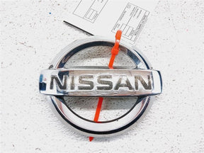 FRONT GRILLE EMBLEM