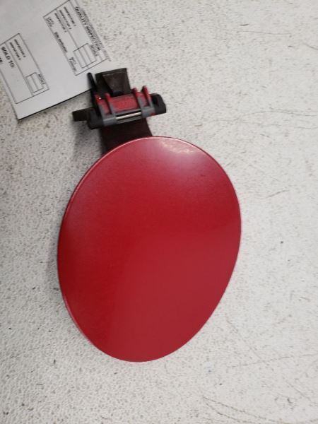 CPE- FUEL FILLER DOOR - RED(AX6)