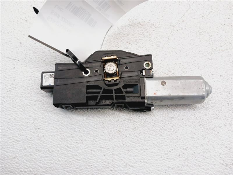 SUN ROOF MOTOR 11/15