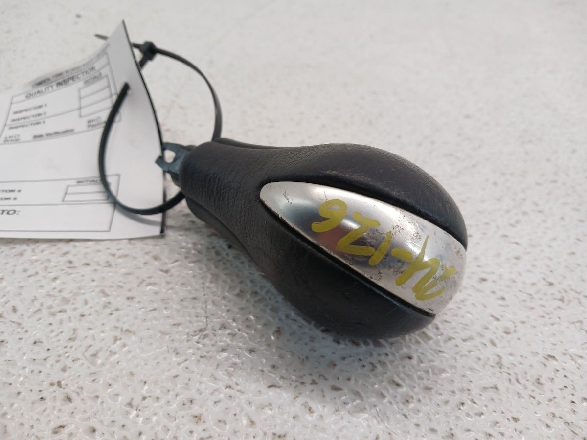 A/T- SHIFT KNOB - BLACK