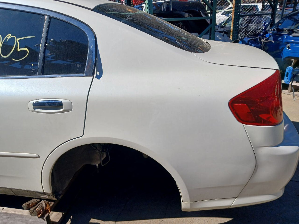 R/L QUARTER PANEL- WHITE(QX1)