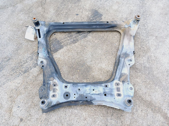 AWD- FRONT CROSSMEMBER