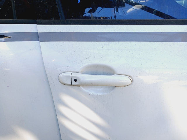 F/R EXT DOOR HANDLE- WHITE(QAB)