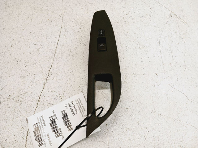 F/R DOOR WINDOW SWITCH - BLACK(G)