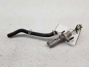 CLUTCH MASTER CYLINDER *