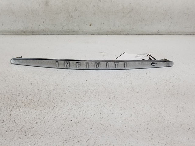 REAR CHROME TRIM "INFINITI"
