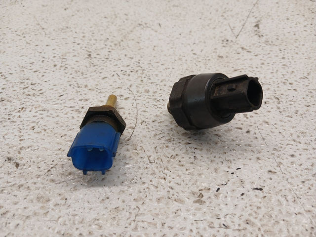 OIL PRESSURE/TEMP SENSORS