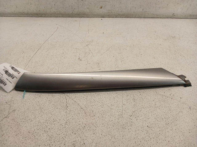 CONV- F/L A PILLAR - GREY(WV2)