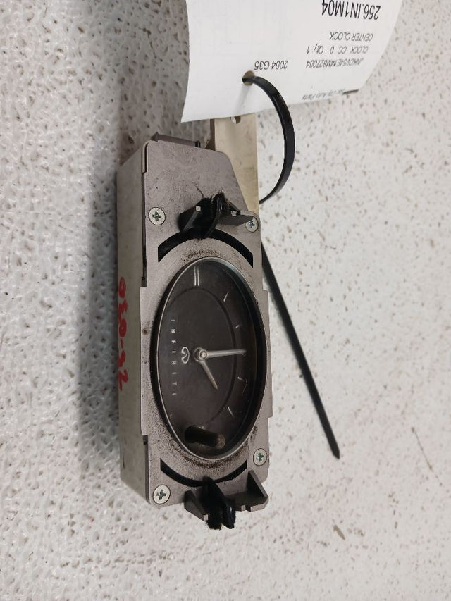 CENTER CLOCK