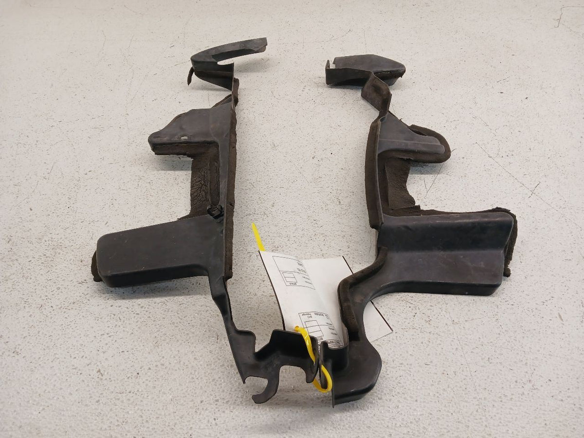FRONT AIR GUIDES X2, NISMO RS