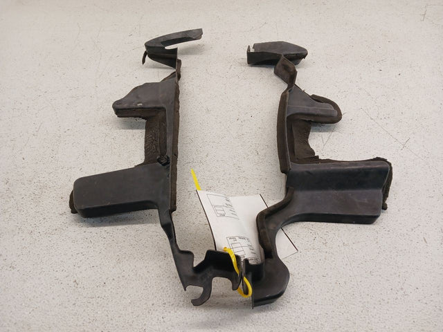 FRONT AIR GUIDES X2, NISMO RS