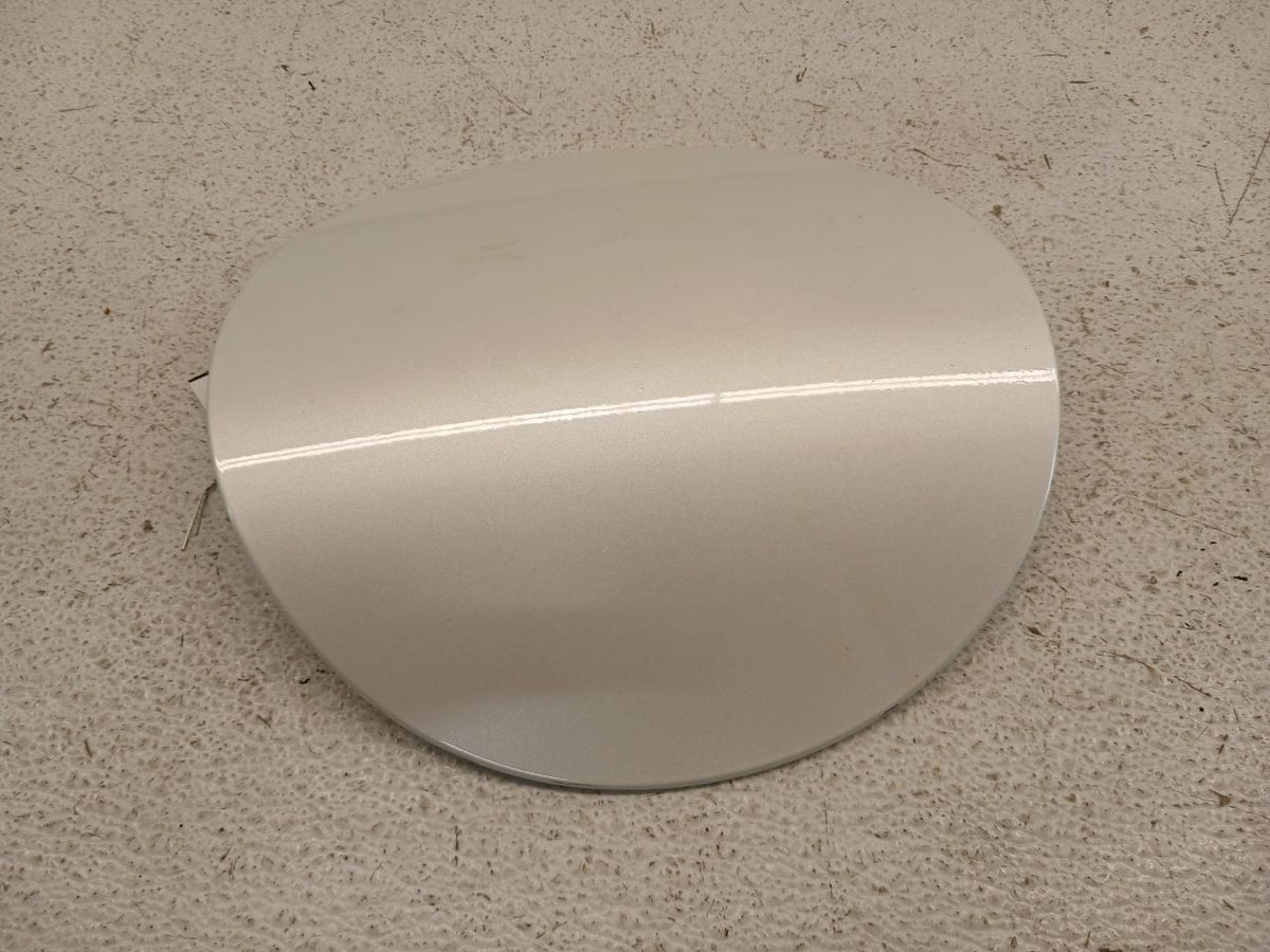FUEL FILLER DOOR- WHITE