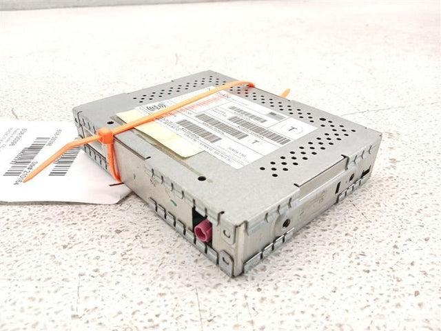 RADIO TUNER