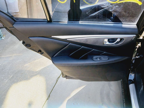 R/L DOOR TRIM PANEL - BLACK