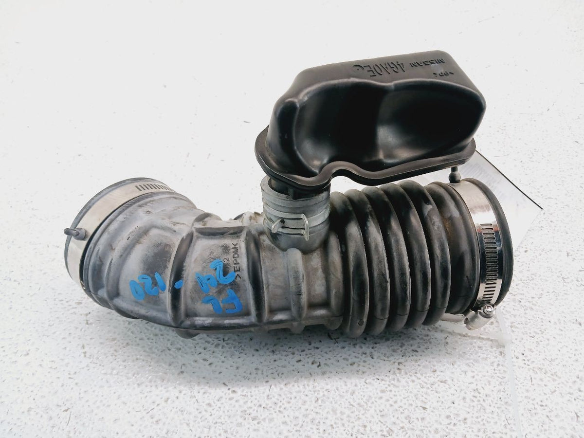 F/L AIR DUCT TUBE TO THROTTLE *
