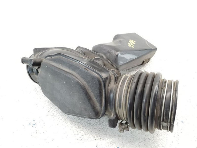 AIR DUCT TUBE TO THROTTLE