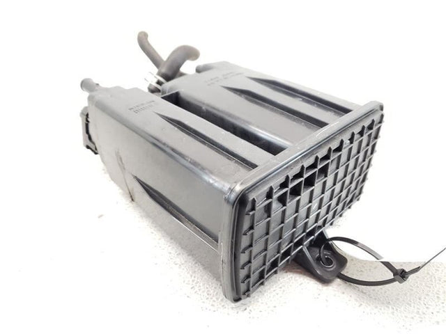 FUEL VAPOR CANISTER