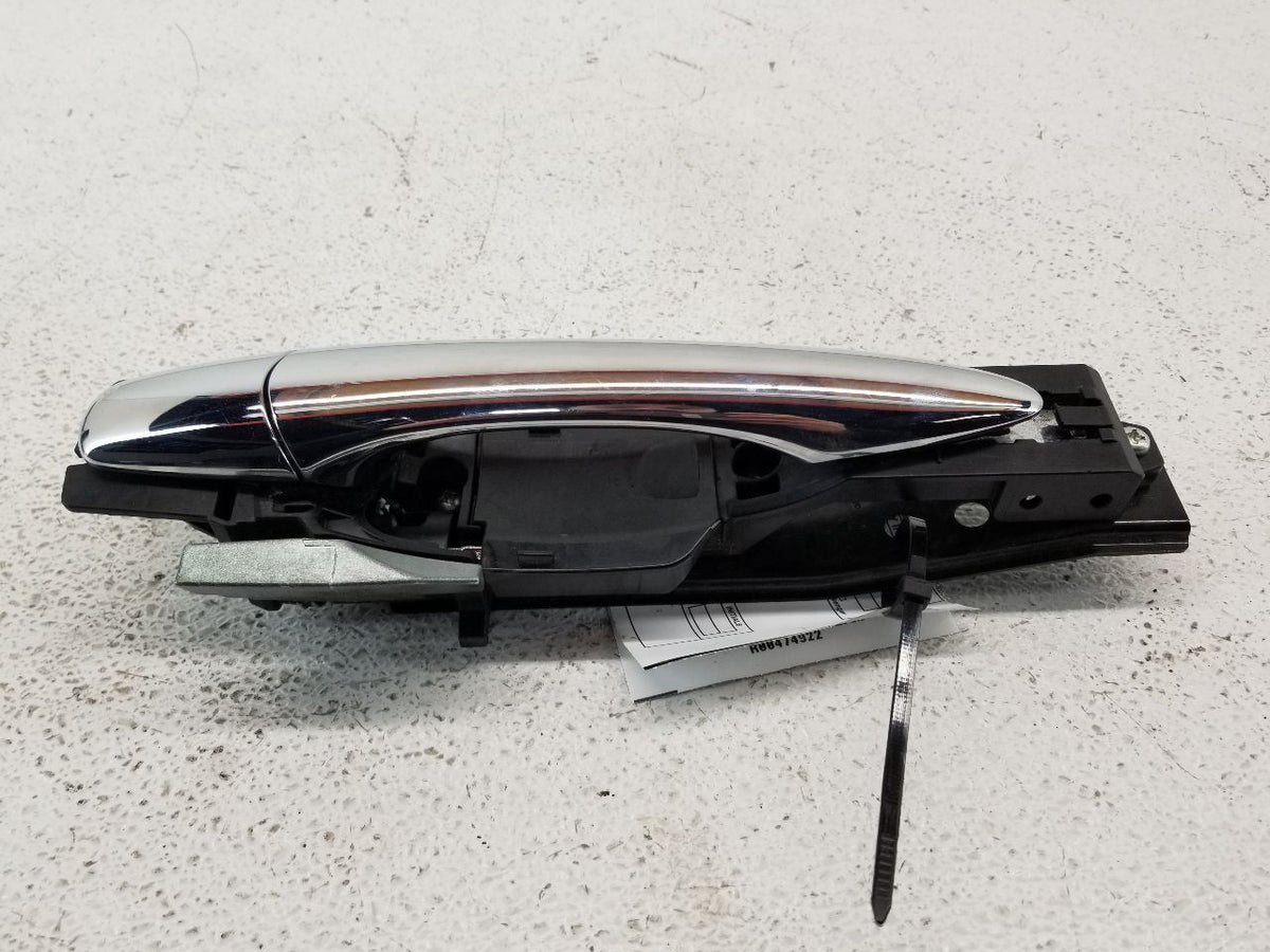R/L EXT DOOR HANDLE - CHROME