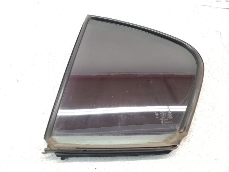 R/L DOOR VENT GLASS