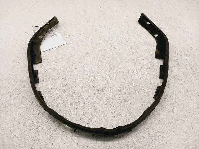 FRONT BUMPER UPPER SEAL