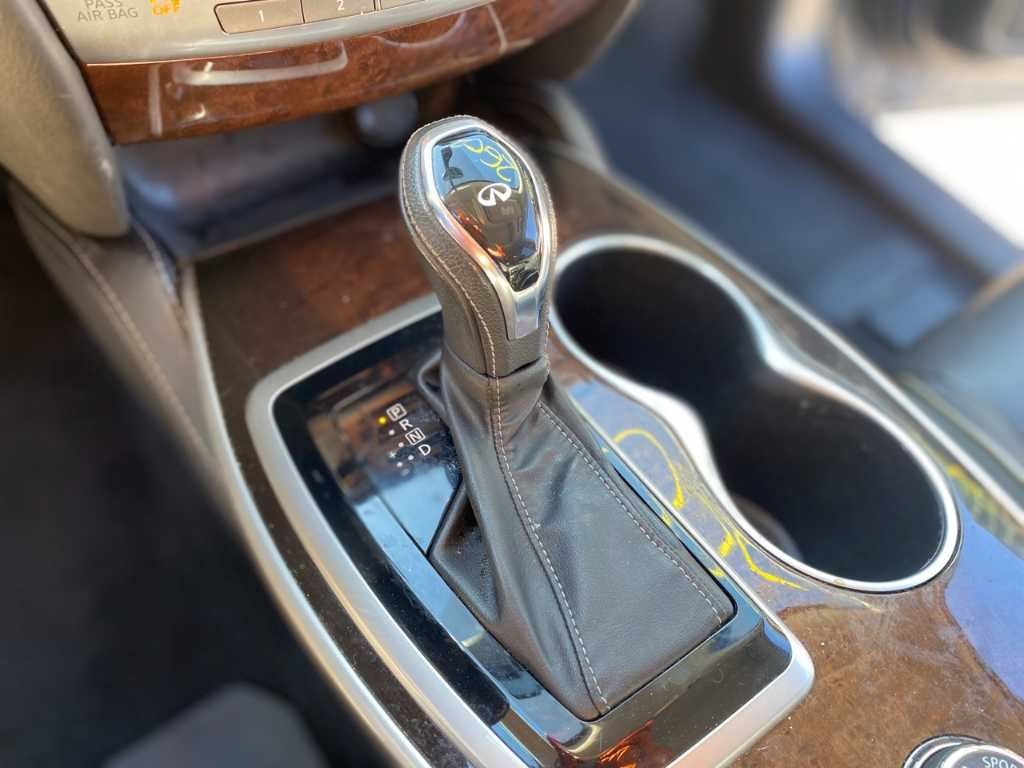 18+ SHIFT KNOB- BLACK(G)