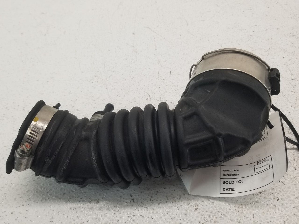 3.0- F/R AIR DUCT TUBE TO THROTTLE