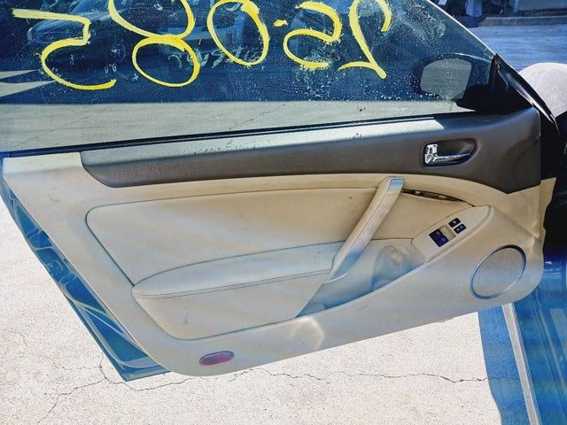 CPE- F/L DOOR TRIM PANEL- BLACK