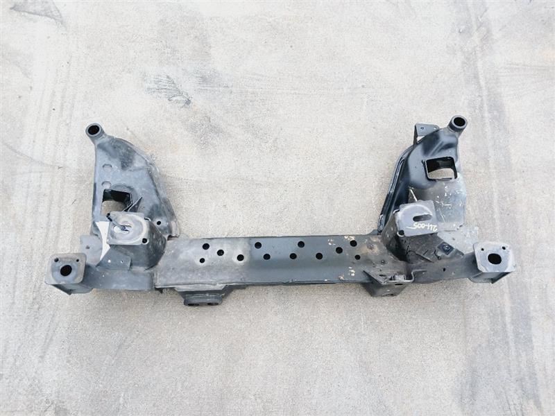 RWD- FRONT SUSPENSION STRUT