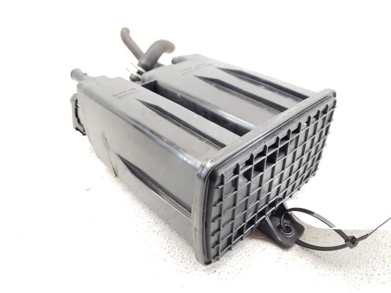 FUEL VAPOR CANISTER
