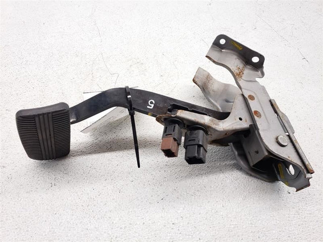A/T- BRAKE PEDAL