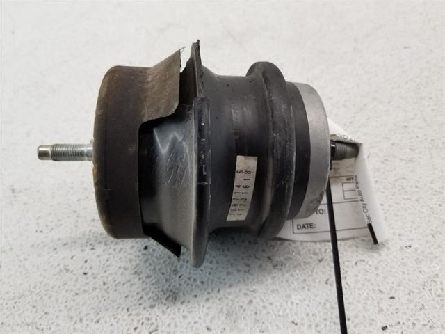 RWD, ENGINE MOUNT NSULATOR