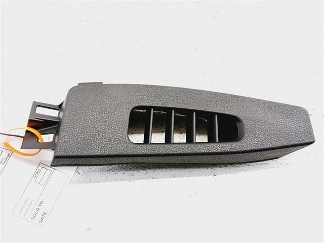 F/R DASH VENT GRILLE-BLK(G)