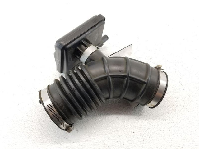 AIR DUCT TO THROTTLE , SDN, 2.5, FED